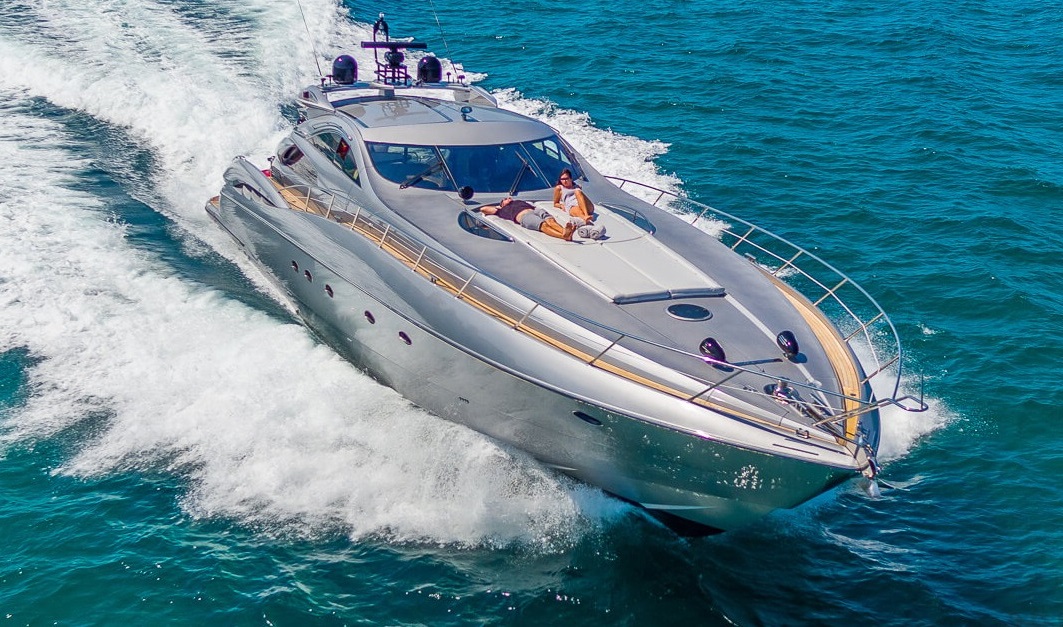 Luxury Yacht Rental in Amalfi Coast and Capri 